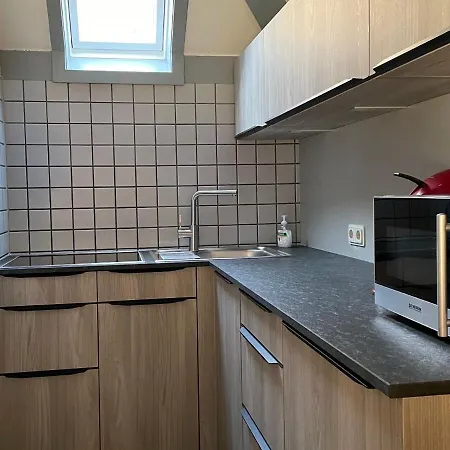 In Reimboldshausen With Balcony Kemmerode